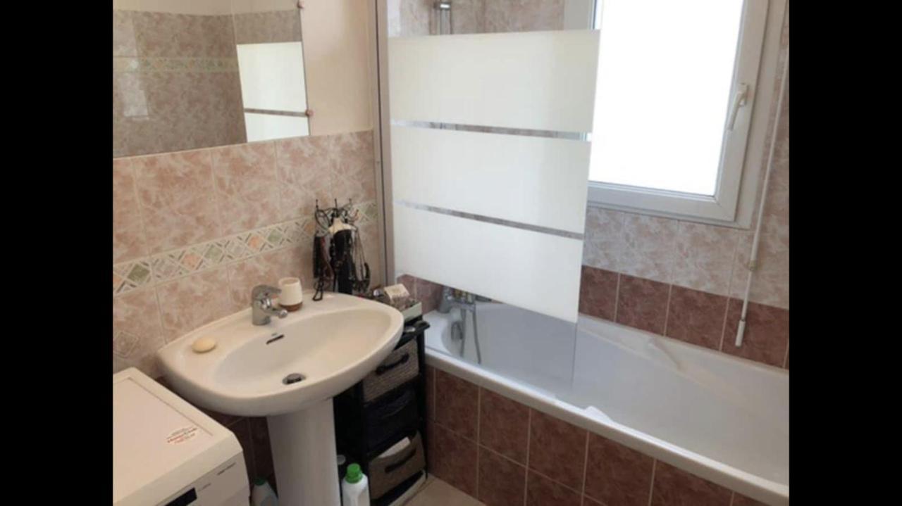 Charmant T2 De 45M2 - Parking Prive - Terrasse- Linge Inclu- Proche Vannes Saint-Avé 외부 사진