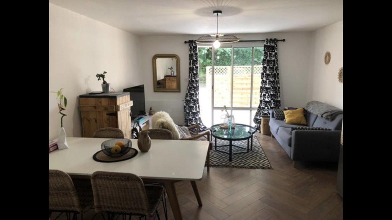 Charmant T2 De 45M2 - Parking Prive - Terrasse- Linge Inclu- Proche Vannes Saint-Avé 외부 사진